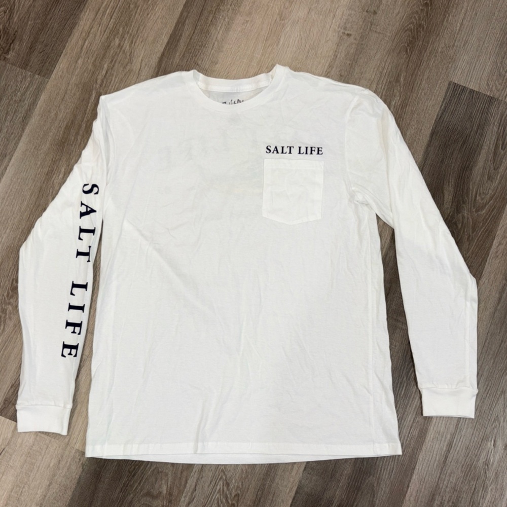 Men’s Salt Life Long Sleeve Shirt White Pocket Logo Arm Size Large Beach Ocean